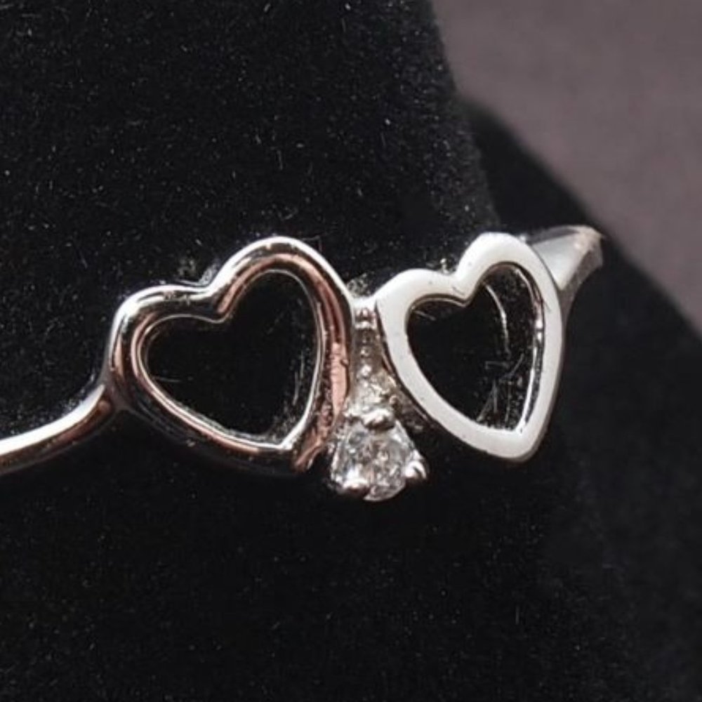 Cute Petite Double Heart Fashion Ring. Solid .925 Sterling Silver. - Picture 4 of 5
